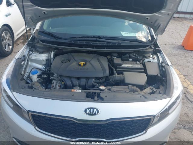 KNAFK5A80J5773817 KIA FORTE LX