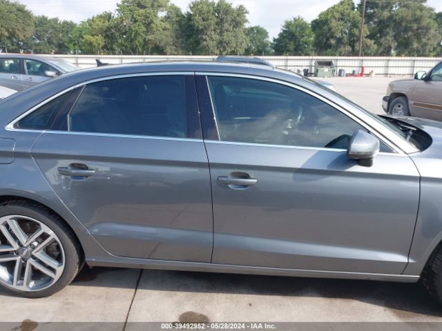 WAUBEGFF6KA096158 Audi A3 45 Premium