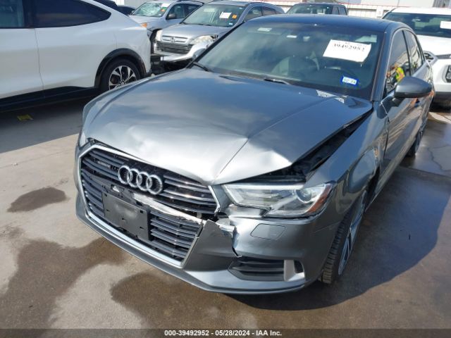 WAUBEGFF6KA096158 Audi A3 45 Premium