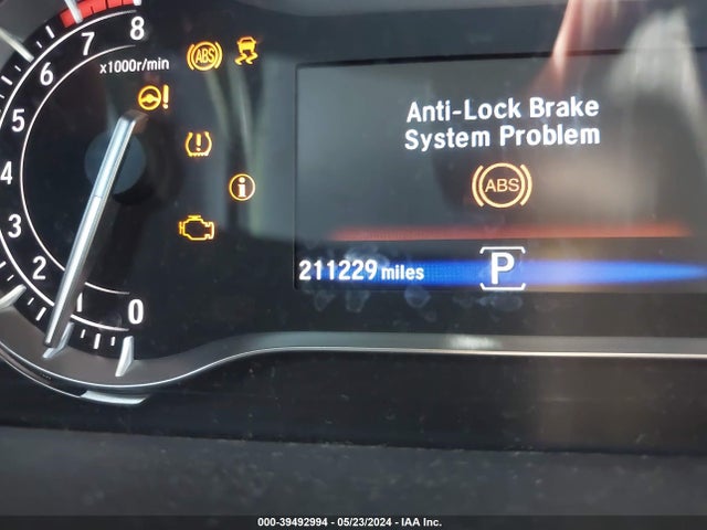 Honda PILOT LX 2016 5FNYF6H11GB085394 Image 15