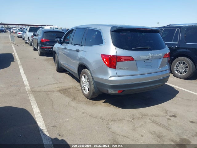 Honda PILOT LX 2016 5FNYF6H11GB085394 Image 3