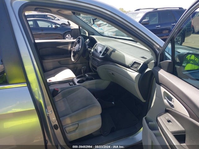 Honda PILOT LX 2016 5FNYF6H11GB085394 Image 5