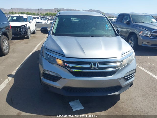 Honda PILOT LX 2016 5FNYF6H11GB085394 Image 6