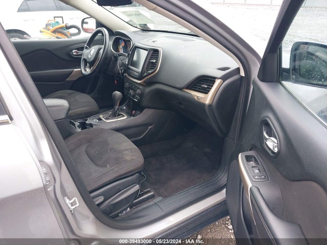 1C4PJMCB7HD220367 Jeep Cherokee Latitude 4x4
