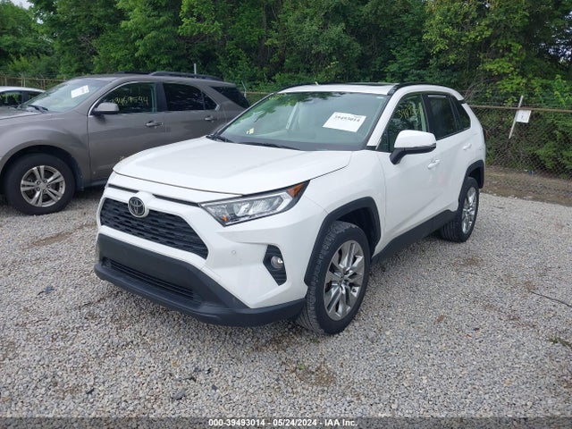 Toyota Rav4 Xle Premium 2019 JTMA1RFV3KD524277 Image 2