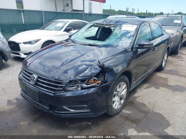 1VWAT7A38HC062928 Volkswagen Passat 1.8t S