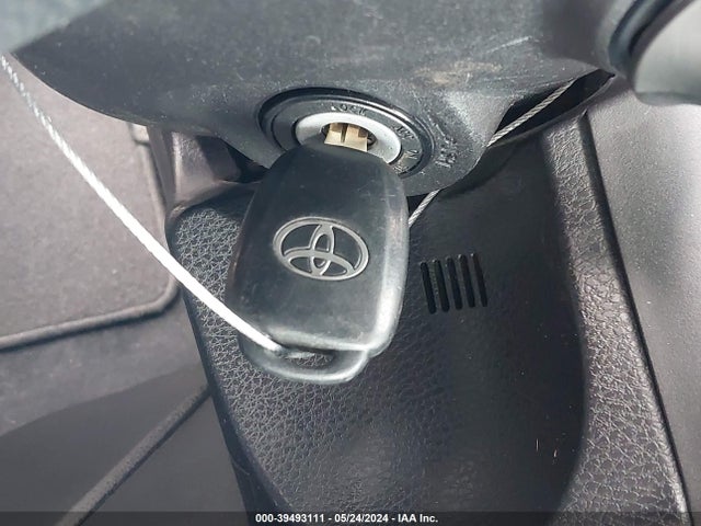 Toyota COROLLA LE 2017 5YFBURHE1HP727120 Image 11