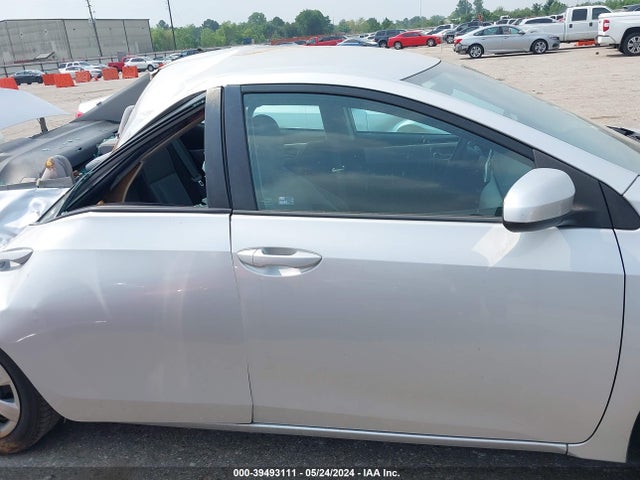 Toyota COROLLA LE 2017 5YFBURHE1HP727120 Image 13