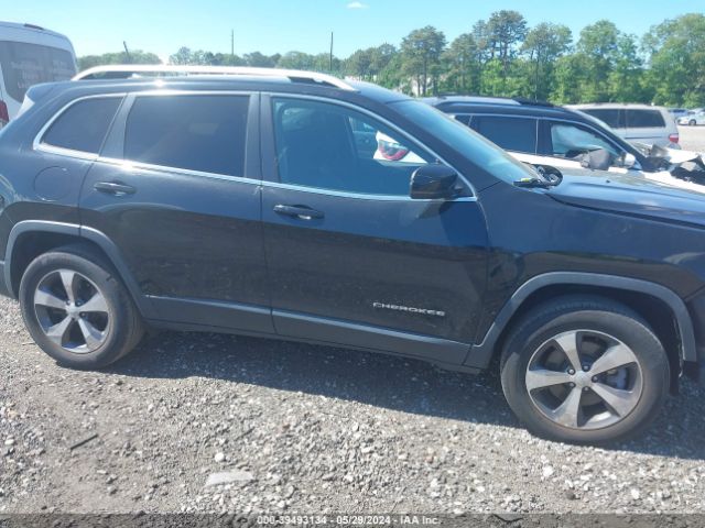 1C4PJMDX5KD457411 Jeep Cherokee Limited 4x4