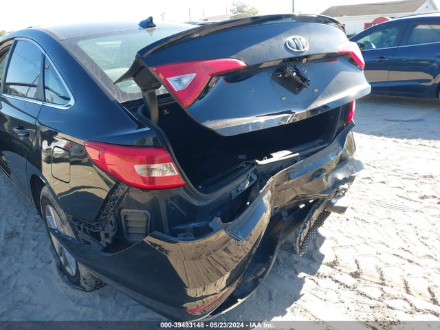 5NPE24AF2GH281337 Hyundai SONATA SE