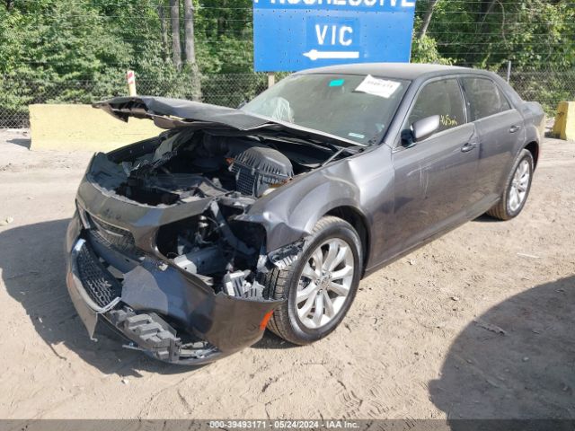 2C3CCARG5HH648665 Chrysler 300 Limited Awd