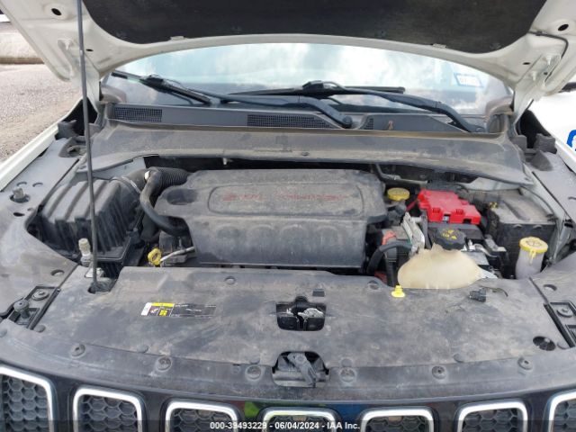3C4NJCBB2KT743431 Jeep Compass Latitude Fwd