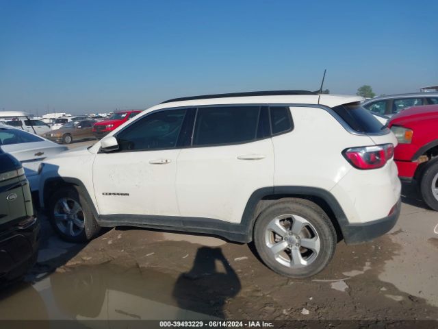 3C4NJCBB2KT743431 Jeep Compass Latitude Fwd