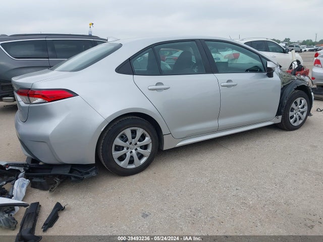 Toyota COROLLA LE 2022 5YFEPMAE8NP293887 Image 4