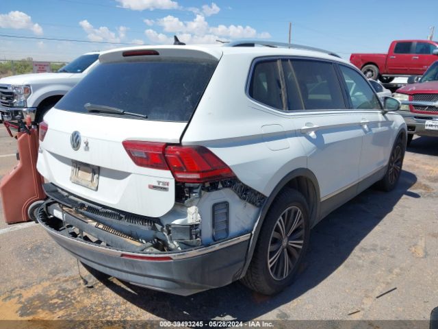 3VV2B7AX6JM028795 Volkswagen Tiguan 2.0t Se/2.0t Sel