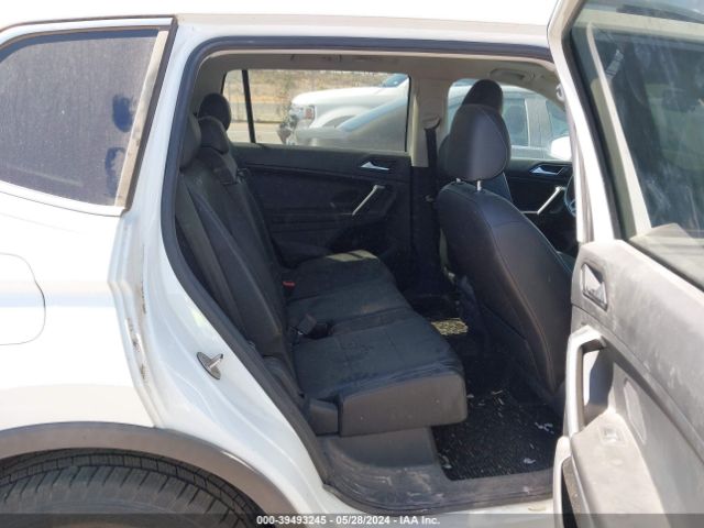 3VV2B7AX6JM028795 Volkswagen Tiguan 2.0t Se/2.0t Sel