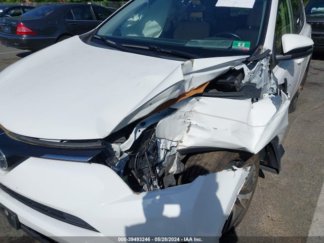 Toyota Rav4 Xle 2016 JTMRFREVXGJ090244 Image 17