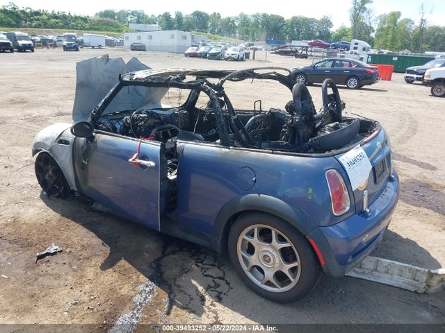 2007 MINI COOPER S WMWRH33597TL95505 Photo 2