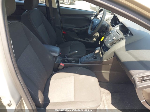 Ford FOCUS SE 2015 1FADP3F20FL301629 Image 5