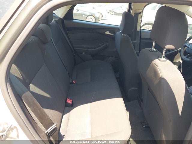 Ford FOCUS SE 2015 1FADP3F20FL301629 Image 8