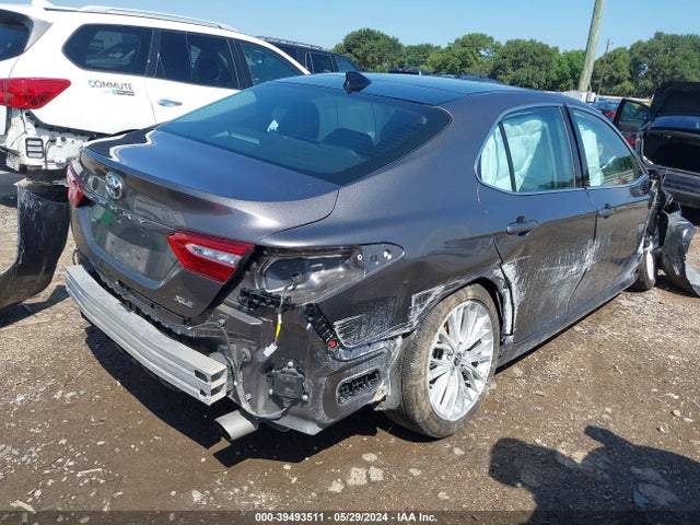 Toyota CAMRY XLE 2020 4T1F11AKXLU982514 Image 4