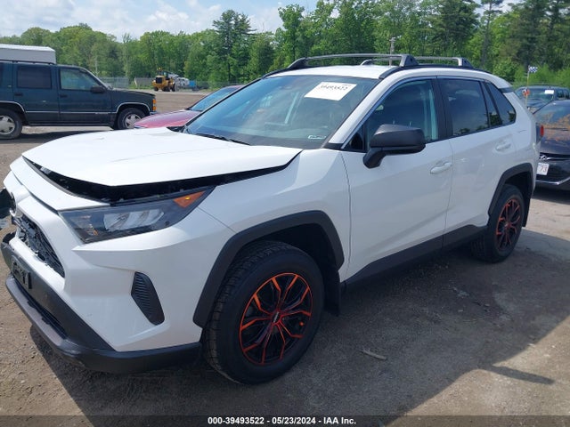 Toyota RAV4 LE 2020 2T3F1RFV8LC063167 Image 2