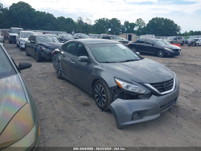 Nissan Altima 2.5 Sv 2018 1N4AL3AP1JC173671 Image 1