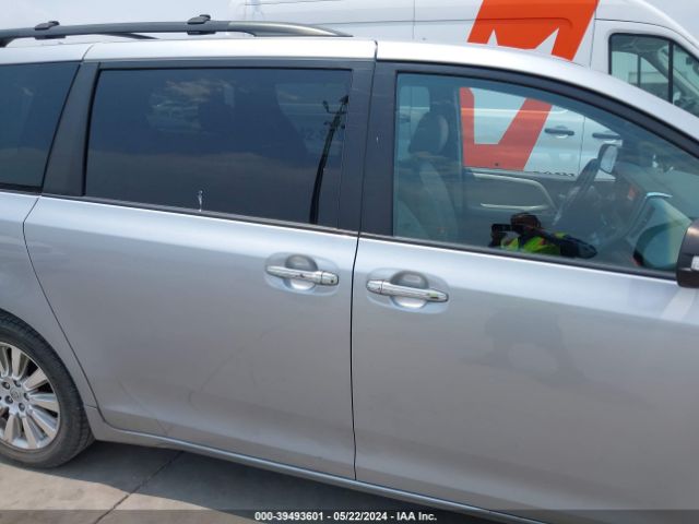 5TDYK3DCXFS544322 Toyota Sienna Limited 7 Passenger