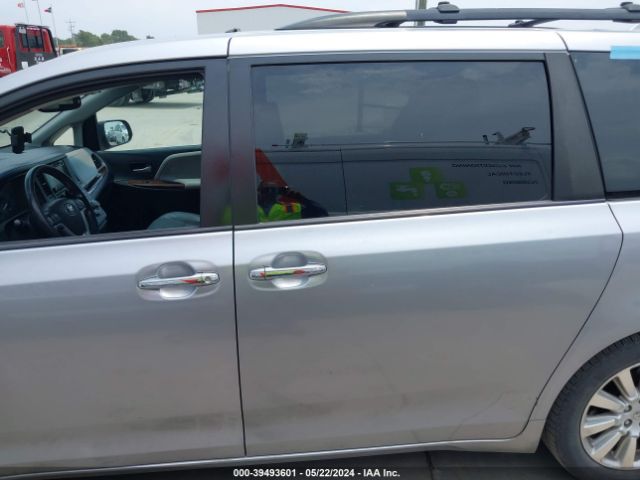 5TDYK3DCXFS544322 Toyota Sienna Limited 7 Passenger