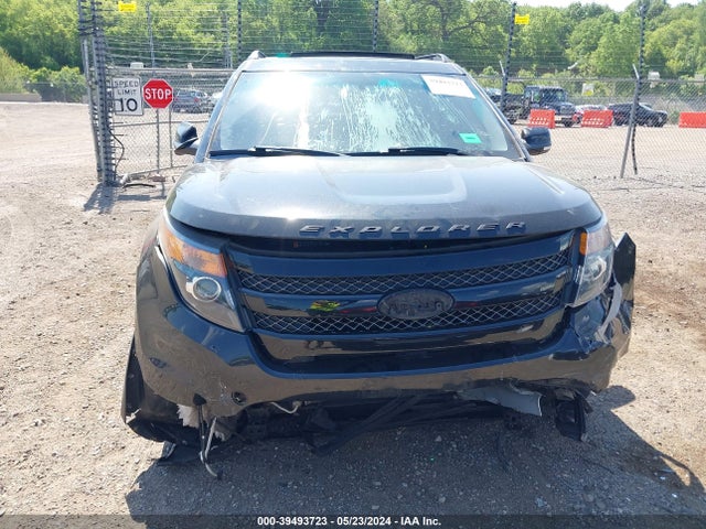1FM5K8GT8FGA32396 Ford EXPLORER SPORT