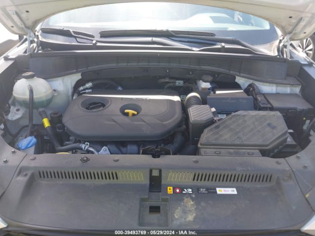 KM8J23A46KU050197 Hyundai TUCSON SE