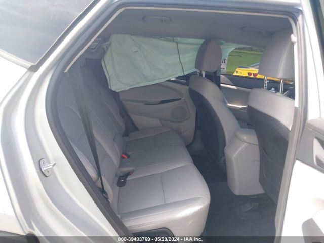 KM8J23A46KU050197 Hyundai TUCSON SE