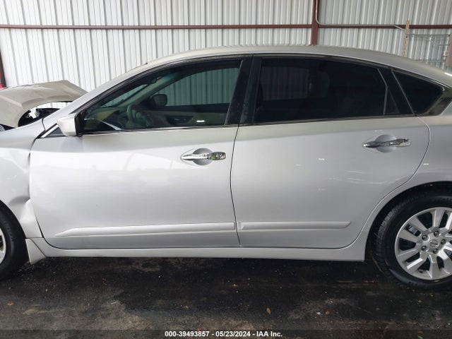 Nissan Altima 2.5 S 2016 1N4AL3AP0GN316641 Image 14