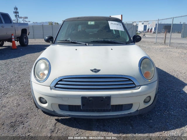 2010 MINI COOPER WMWMF3C53ATZ64033 Photo 5