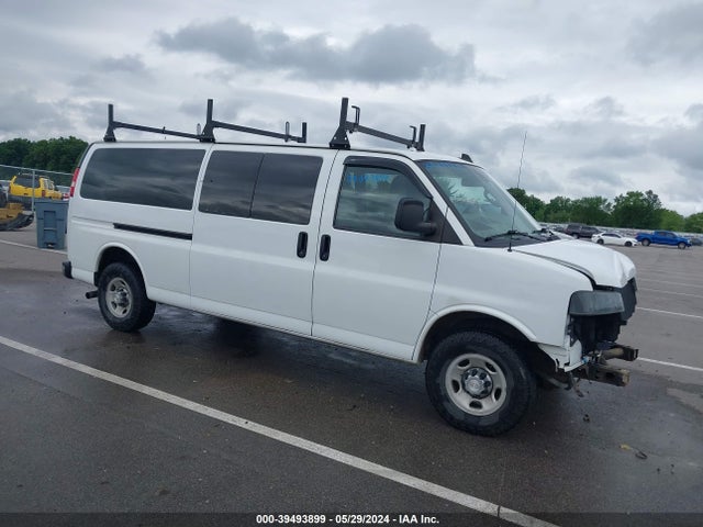 2019 1GAZGPFG2K1178241 main image