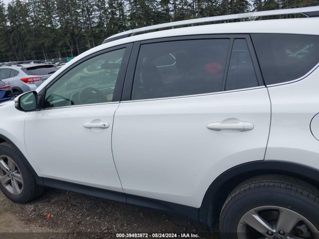 Toyota Rav4 Xle 2015 JTMWFREV7FJ053847 Image 14