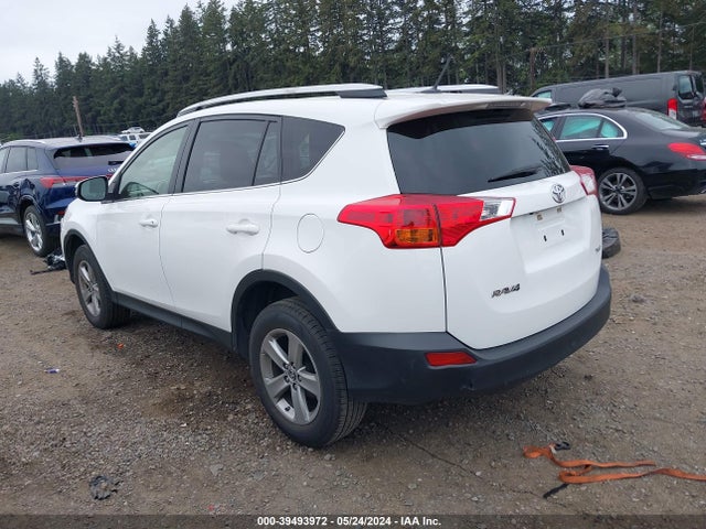 Toyota Rav4 Xle 2015 JTMWFREV7FJ053847 Image 3