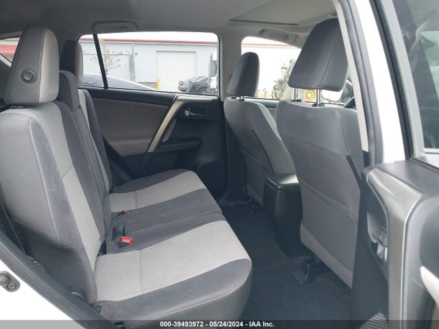 Toyota Rav4 Xle 2015 JTMWFREV7FJ053847 Image 8