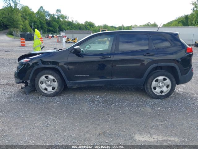 1C4PJLAB9HW653366 Jeep Cherokee Sport Fwd