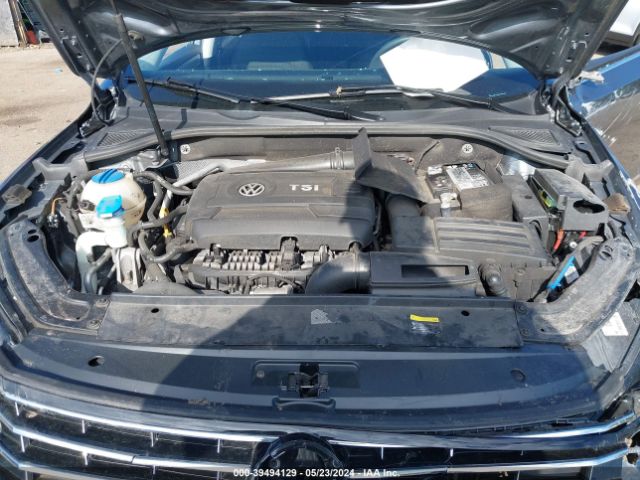 1VWAT7A3XHC006165 Volkswagen Passat 1.8t S