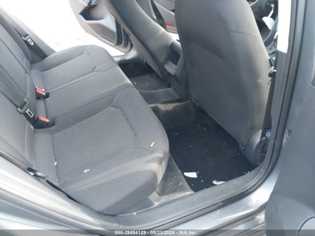 1VWAT7A3XHC006165 Volkswagen Passat 1.8t S