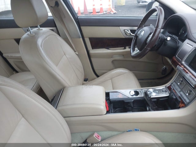 2009 JAGUAR XF SAJWA05B19HR15313 Photo 4