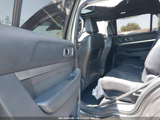 Ford EXPLORER XLT 2018 1FM5K7D89JGB09554 Image 8