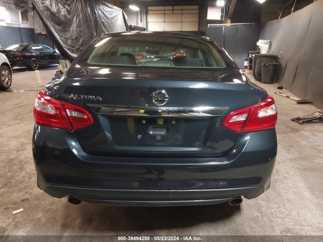 Nissan Altima 2.5 S 2017 1N4AL3AP1HC298129 Image 16