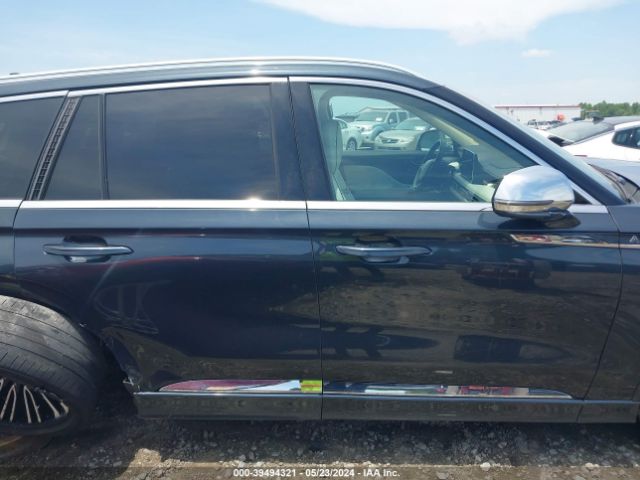 5LM5J9XC1LGL24540 Lincoln Aviator Black Label