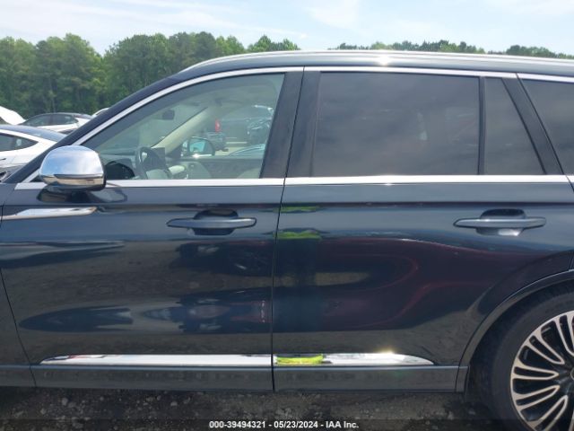 5LM5J9XC1LGL24540 Lincoln Aviator Black Label