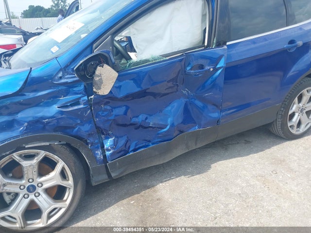 Ford Escape Titanium 2019 1FMCU0J9XKUC30005 Image 6