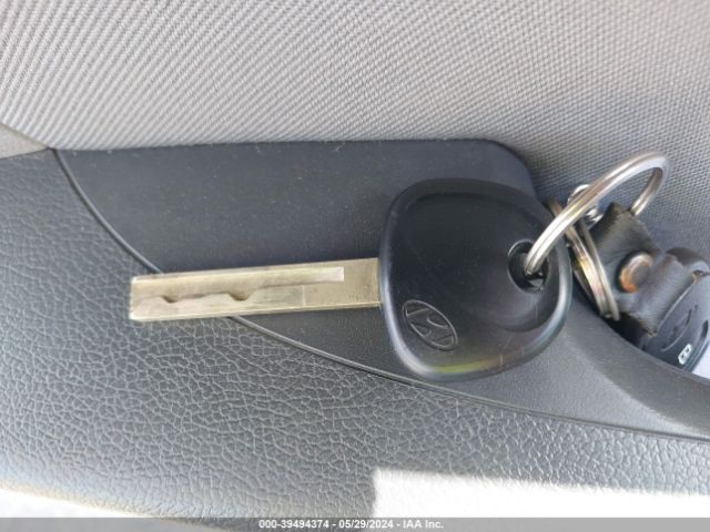 KMHCT4AE8GU022493 Hyundai ACCENT SE