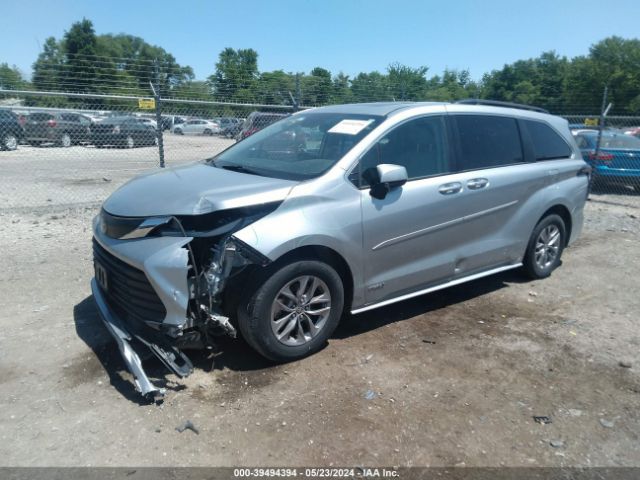 5TDBSKFCXMS016029 Toyota SIENNA LE