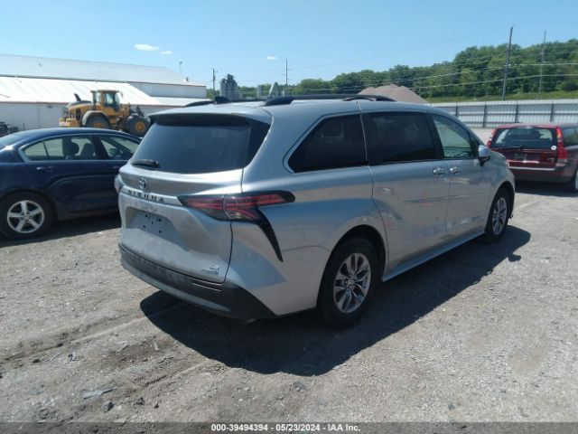 5TDBSKFCXMS016029 Toyota SIENNA LE
